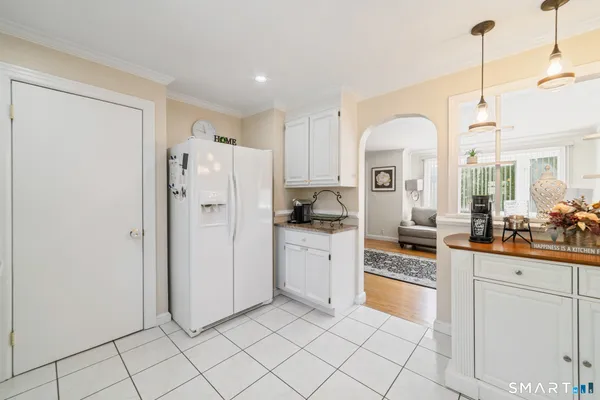 $374,900 | 23 Highland Avenue, Seymour, CT 06483
