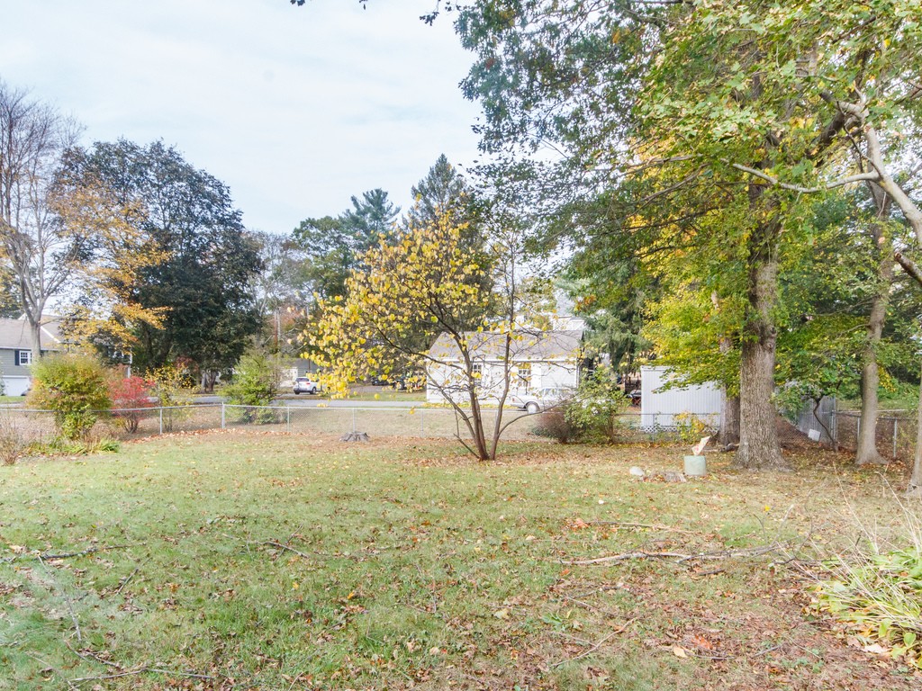 3 Trickett Road Lynnfield, MA 01940 - Photo 24 of 24 a view of yard with tree