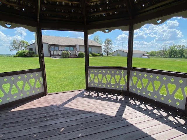 19720 Hebron Road Harvard, IL 60033 - Photo 12 of 41 a view of a street with wooden floor