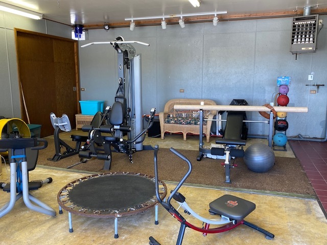 19720 Hebron Road Harvard, IL 60033 - Photo 36 of 41 a room with gym equipment