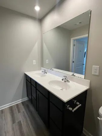 $2,450 | 2017 Westchester Drive, Nashville, TN 37207