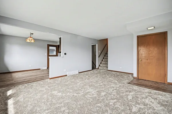 $430,000 | 4029 North Grant Street, Westmont, IL 60559