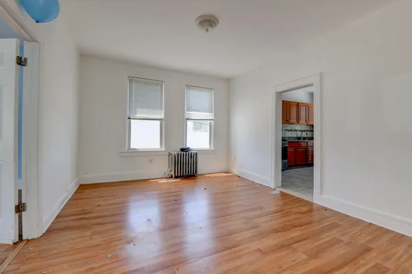 $2,300 | 477 Liberty Avenue, Unit 2, Jersey City, NJ 07307