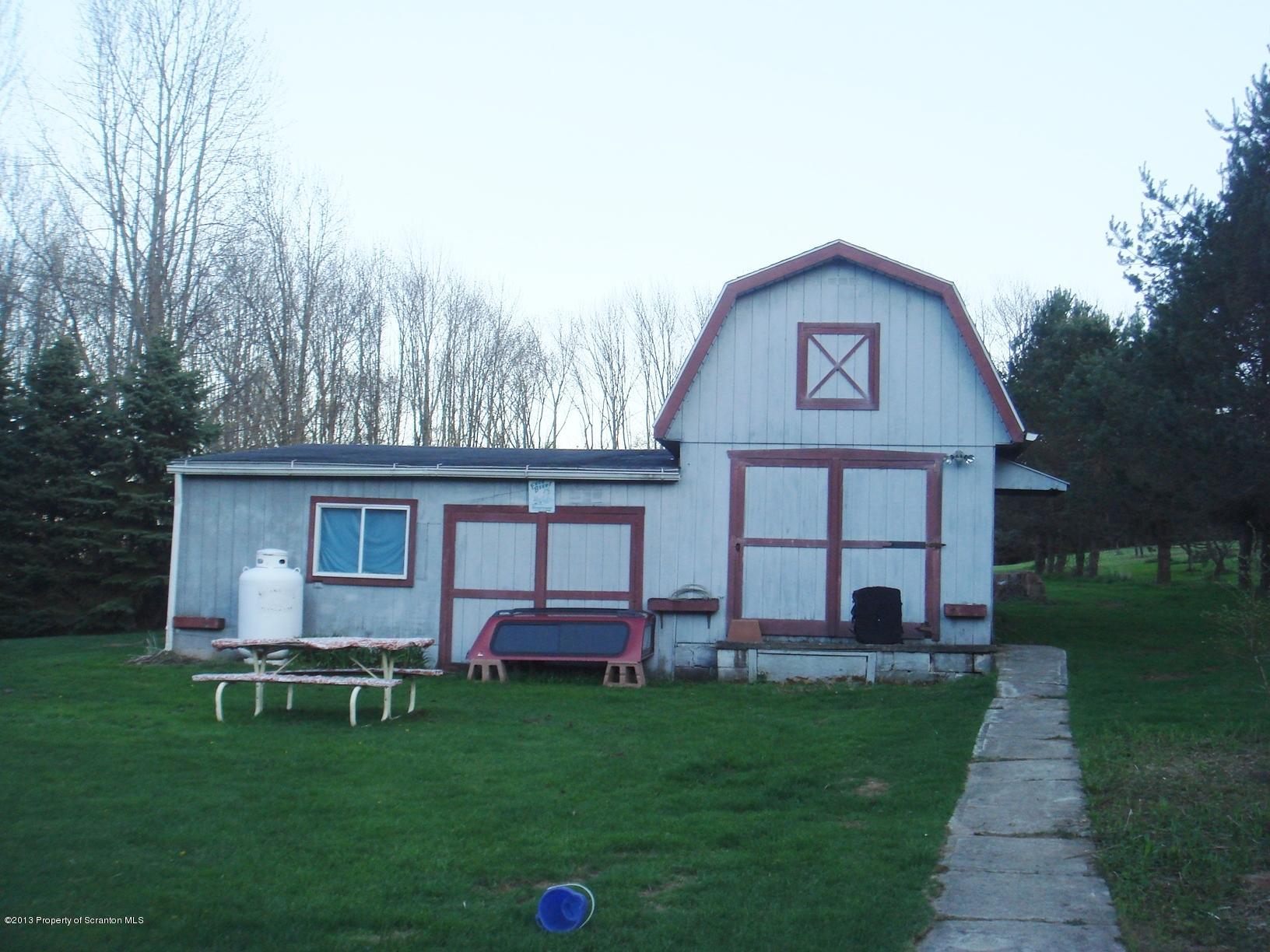 140 Carbondale Road Waymart, PA 18472 - Photo 2 of 15 Gallery Image 2
