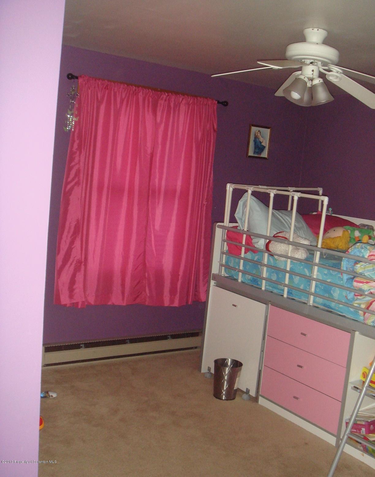 140 Carbondale Road Waymart, PA 18472 - Photo 9 of 15 Gallery Image 9