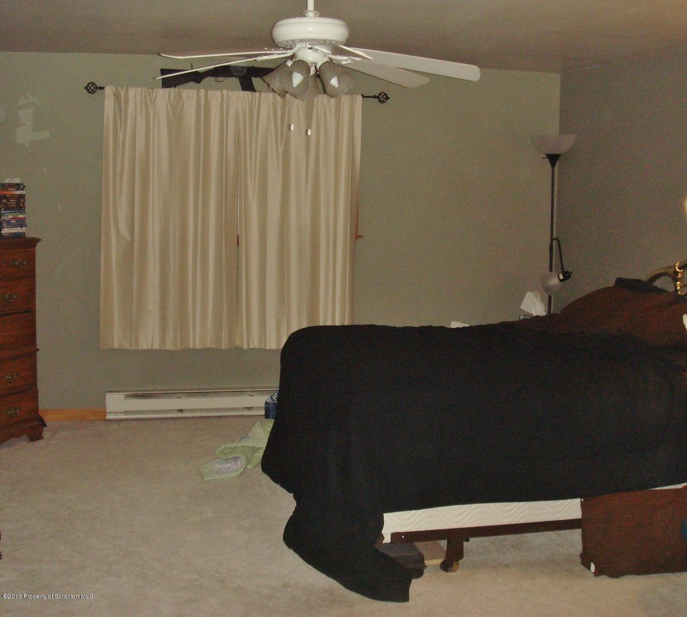 140 Carbondale Road Waymart, PA 18472 - Photo 10 of 15 Gallery Image 10
