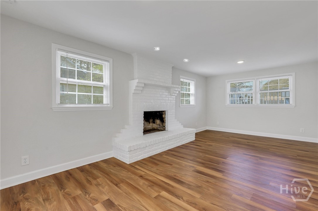 1024 Cheryl Street Savannah, GA 31410 - Photo 8 of 41