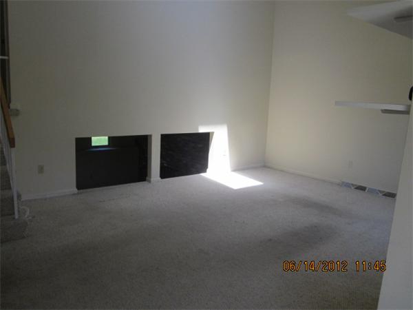 25 Michael Road, Unit 25 Bridgewater, MA 02324 - Photo 2 of 8 Gallery Image 2