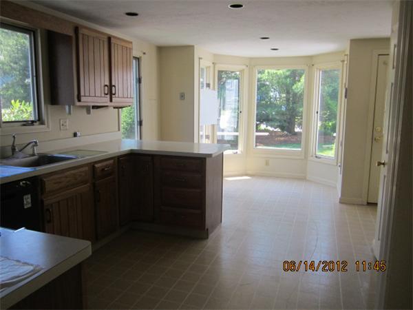 25 Michael Road, Unit 25 Bridgewater, MA 02324 - Photo 3 of 8 Gallery Image 3