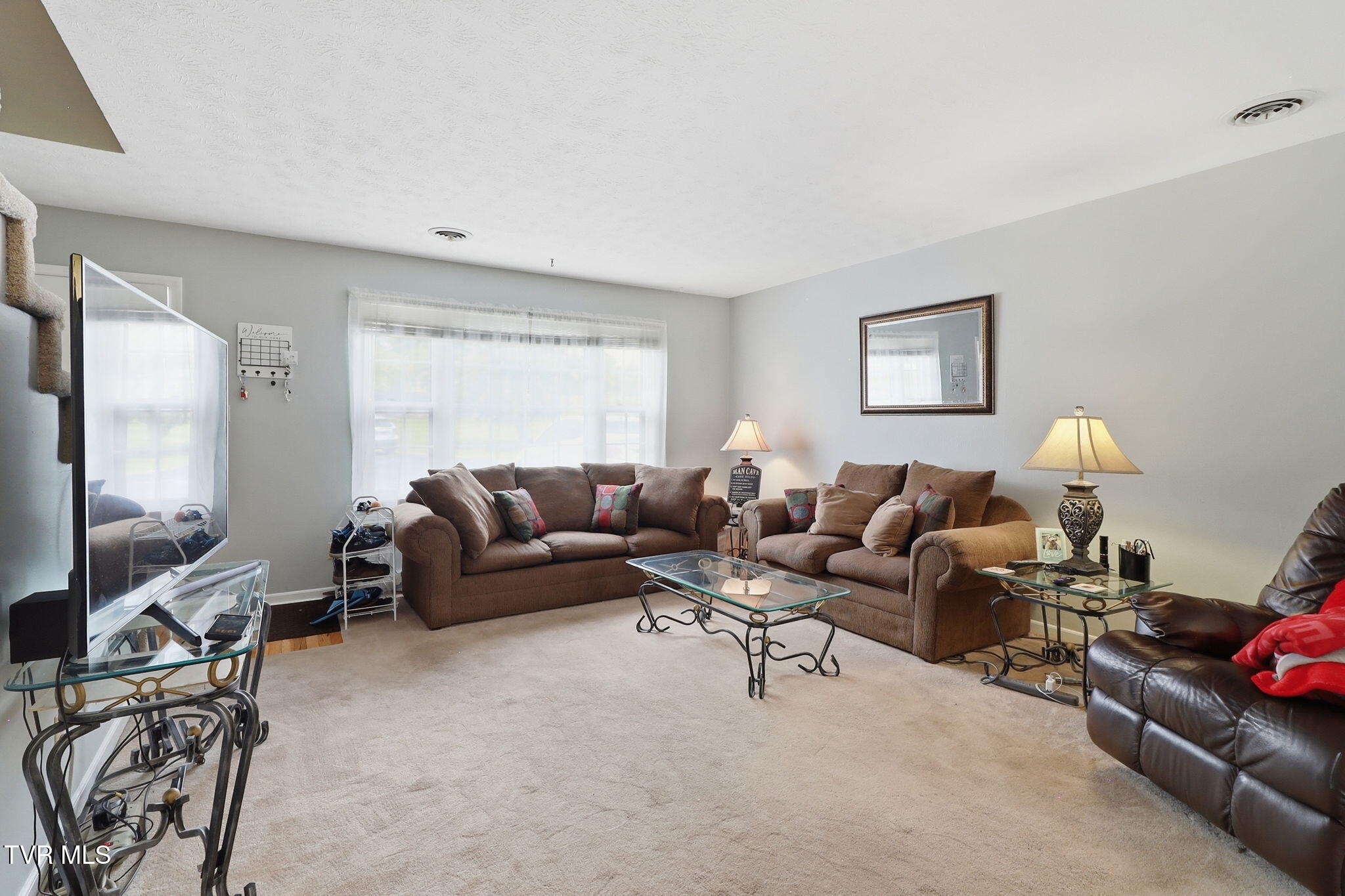3539 Netherland Inn Road, Unit 9 Kingsport, TN 37660 - Photo 10 of 20 10-web-or-mls-DZ3A5030