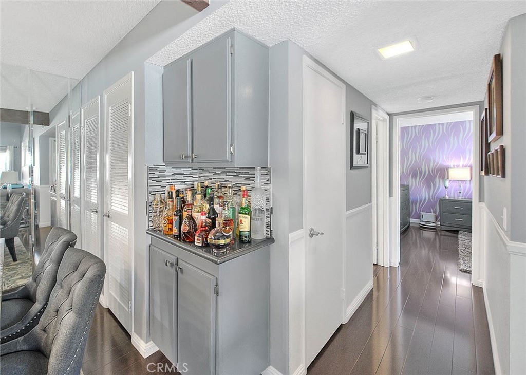 44 Carriage Way, Unit 108 Pomona, CA 91766 - Photo 21 of 44 a very nice looking hallway with white cabinets