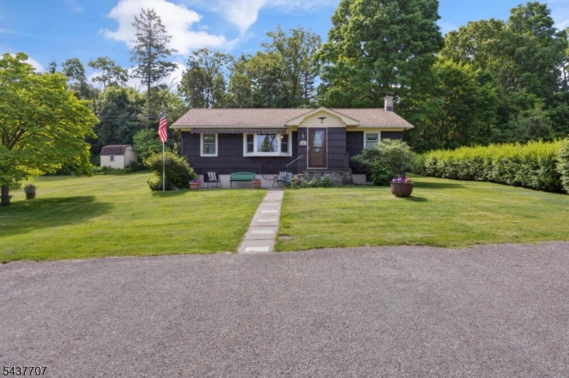 6 Odell Road Vernon, NJ 07462 - Photo 2 of 33