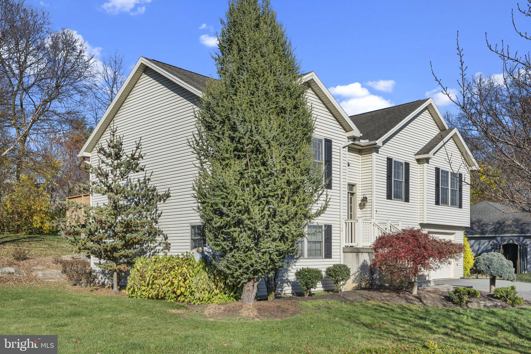 4 Creamery Road Boiling Springs, PA 17007 - Photo 2 of 35 Gallery Image 2