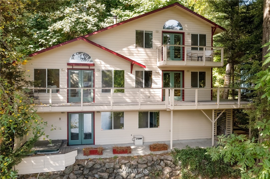 4920 Raccoon Valley Road Southeast Olympia, WA 98513 - Photo 1 of 40 Gallery Image 1