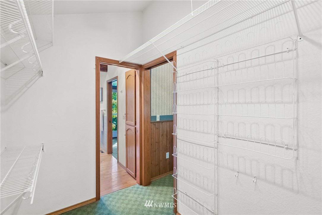 4920 Raccoon Valley Road Southeast Olympia, WA 98513 - Photo 24 of 40 Gallery Image 24