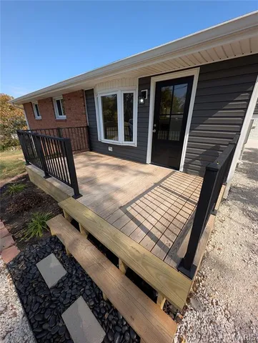 $245,000 | 619 South Main Street, Brighton, IL 62012