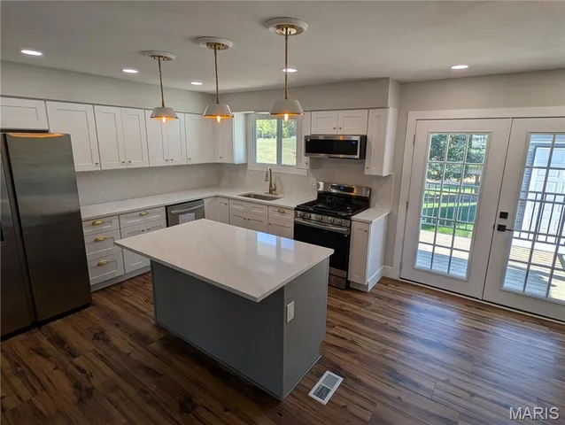 $245,000 | 619 South Main Street, Brighton, IL 62012