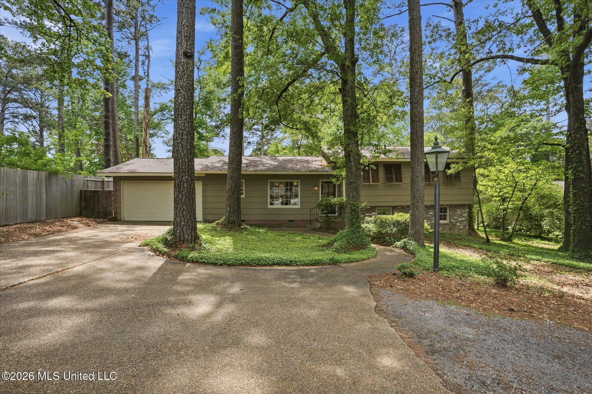 02-2115_Meadowbrook_Rd_039