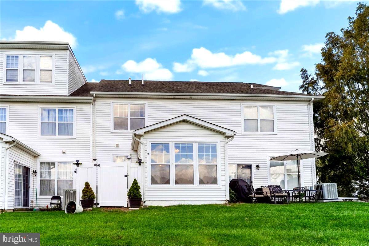 45 Old Cedarbrook Road Wyncote, PA 19095 - Photo 3 of 44