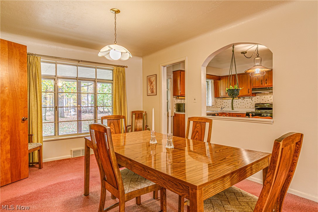 722 Esther Road Cleveland, OH 44143 - Photo 6 of 35 Gallery Image 6