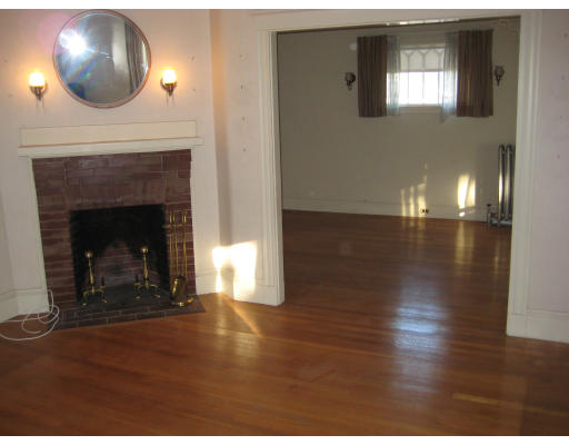 208 Billings Road Quincy, MA 02171 - Photo 4 of 7 Gallery Image 4