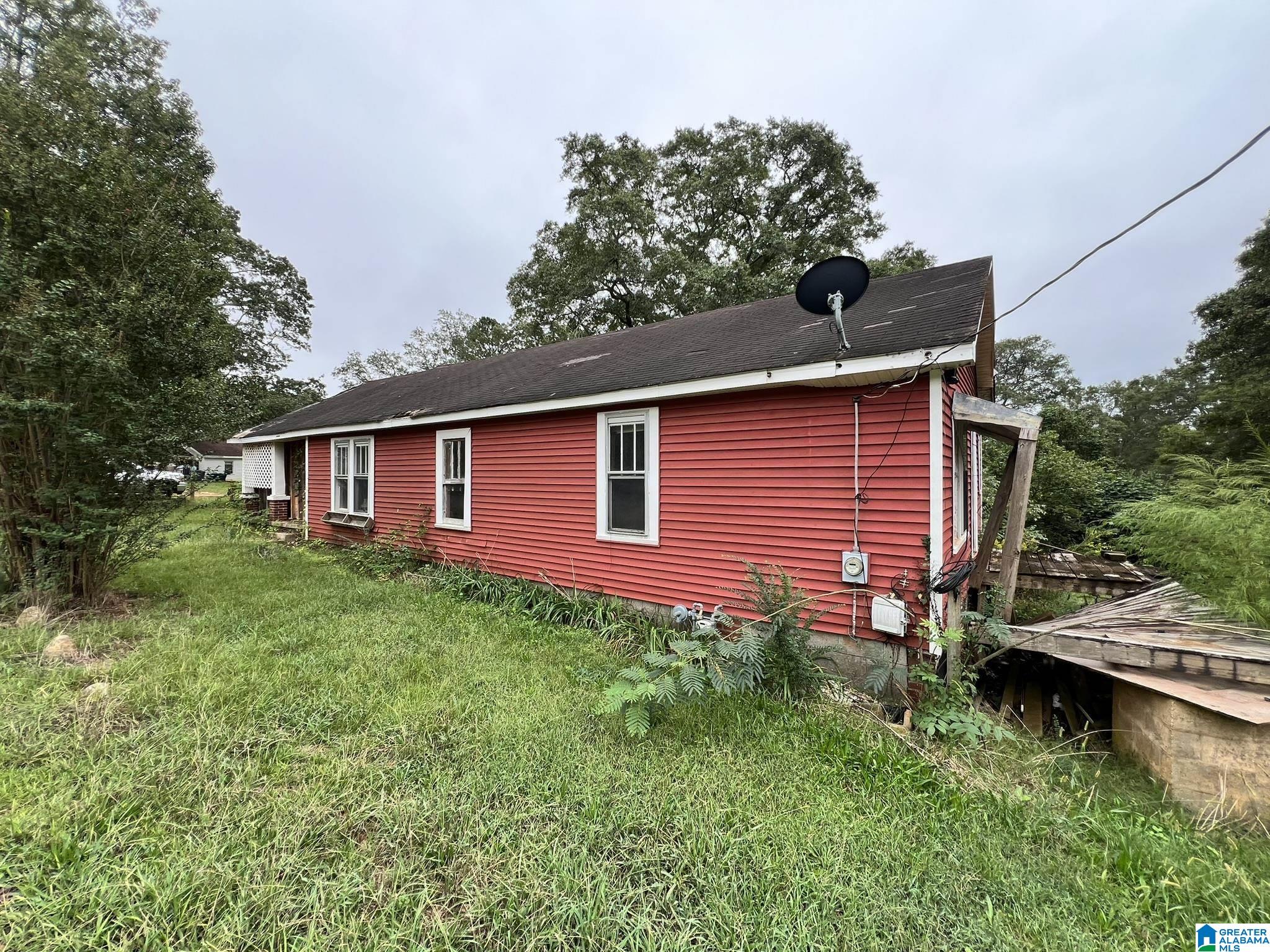 108 Milliard Street Talladega, AL 35160 - Photo 3 of 12