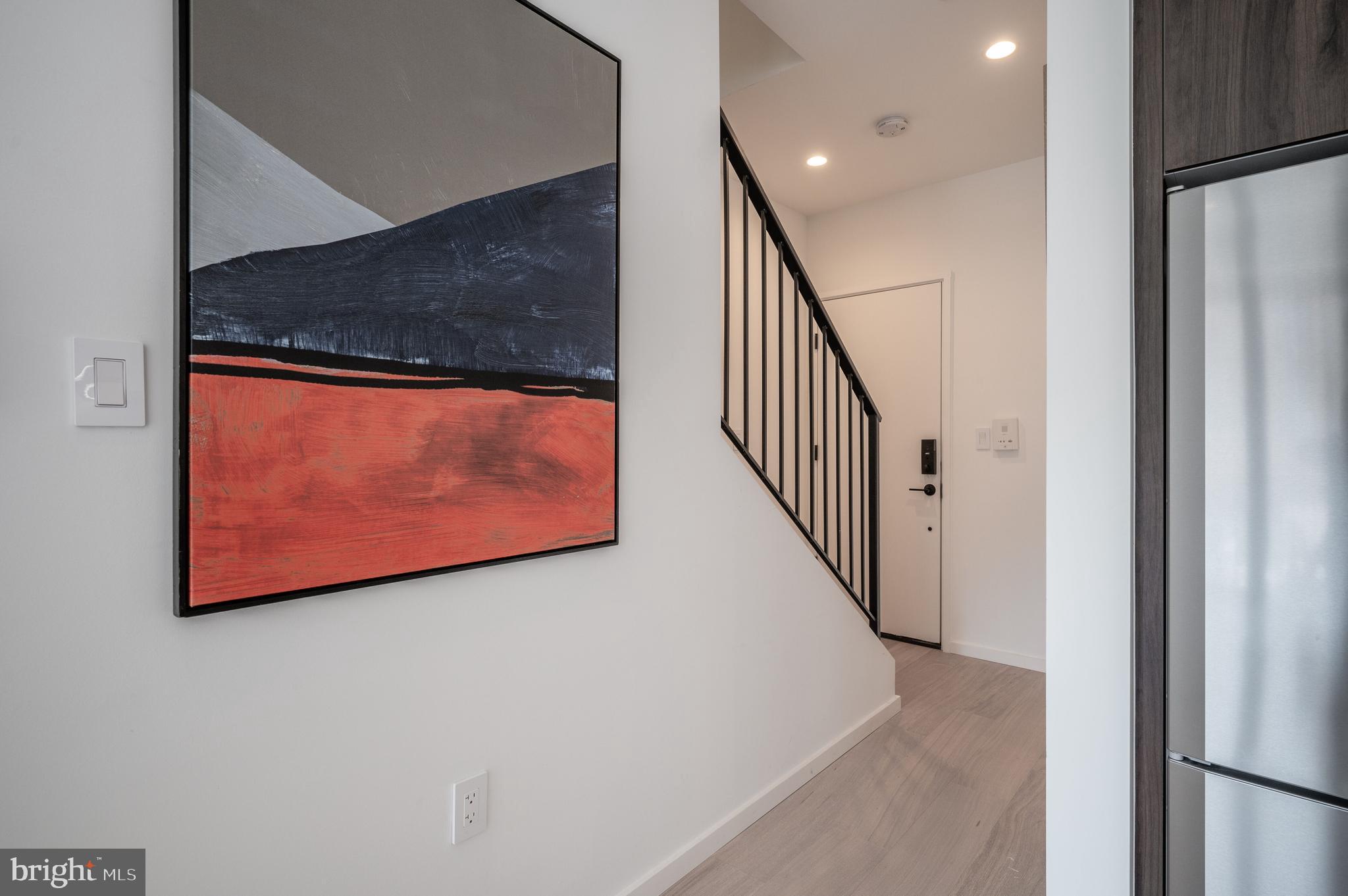 424 M Street Northwest, Unit 8 Washington, DC 20001 - Photo 11 of 27 a view of an entryway