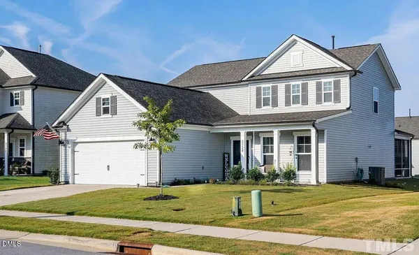 $2,395 | 2124 Fox Chapel Place, Fuquay-Varina, NC 27526
