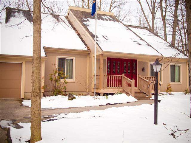 11117 Hickory Tree Road Fort Wayne, IN 46845 - Photo 1 of 30