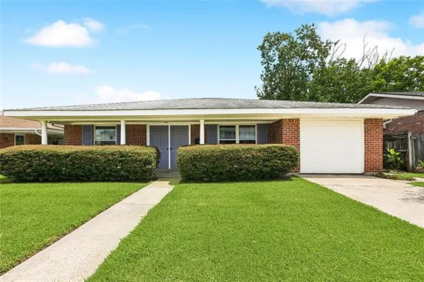 $245,000 | 749 Fielding Avenue, Gretna, LA 70056