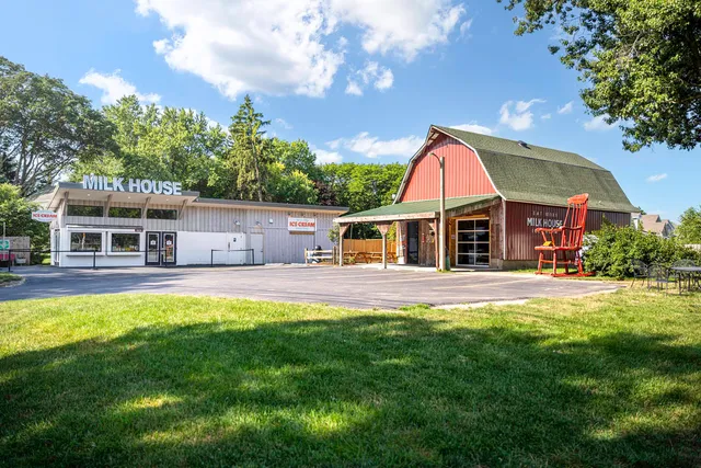 $393,990 | 130 Cornerstone Crossing, Hampshire, IL 60140