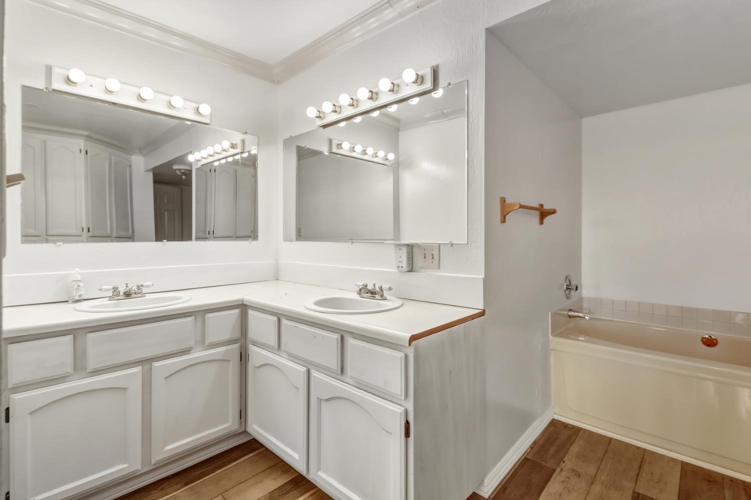 2066 Bogus Point Court Cool, CA 95614 - Photo 14 of 71