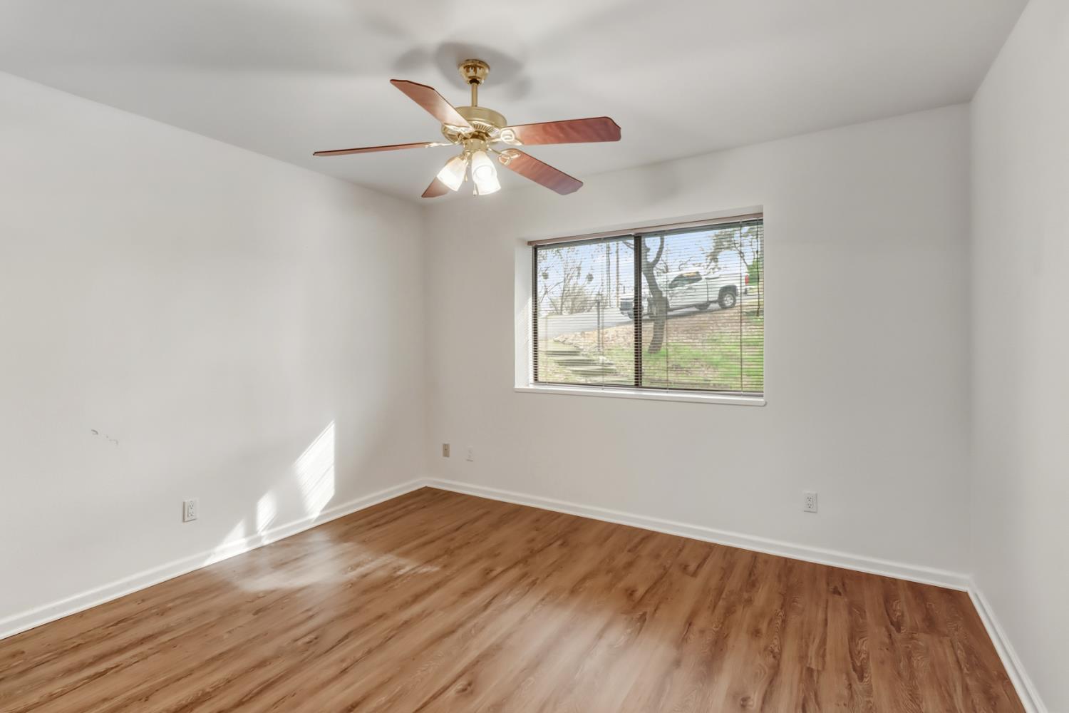 2066 Bogus Point Court Cool, CA 95614 - Photo 40 of 71