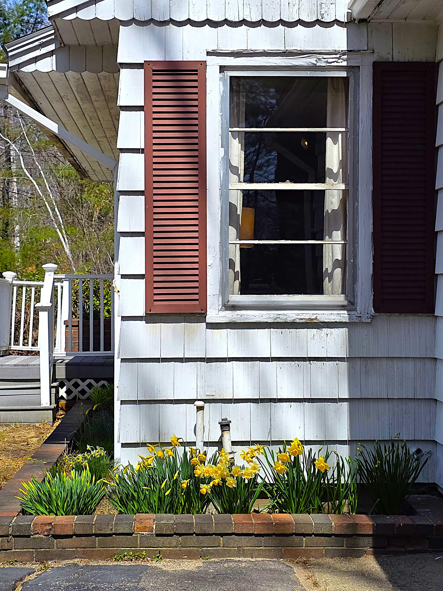 111 Alewive Road Kennebunk, ME 04043 - Photo 2 of 49 20250418_122635