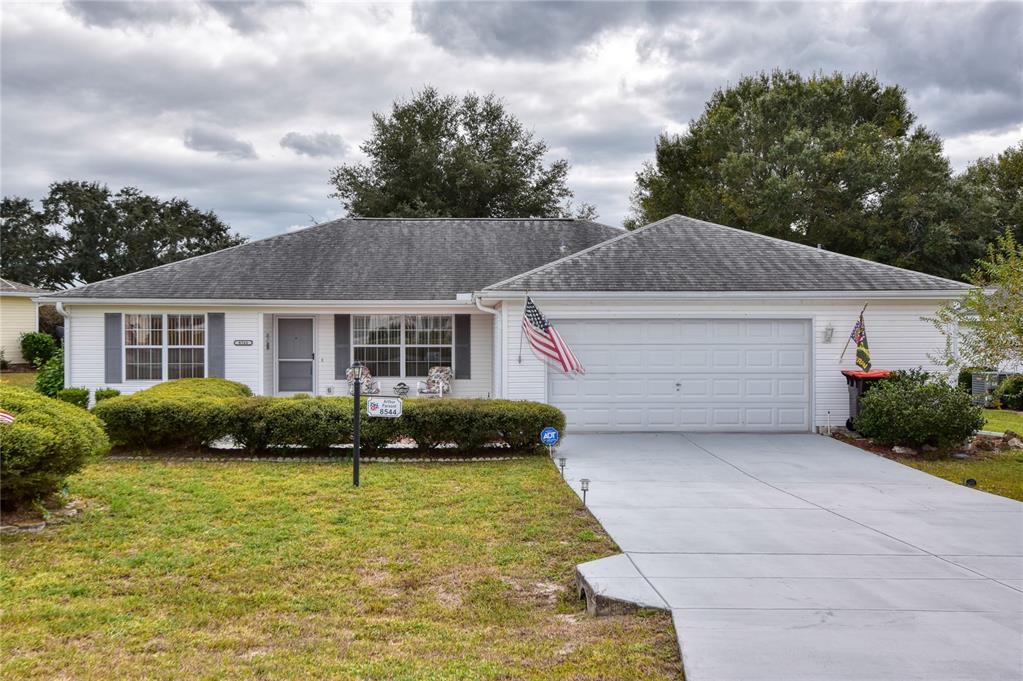 8544 Southwest 65th Court Road Ocala, FL 34476 - Photo 1 of 1 Front of House