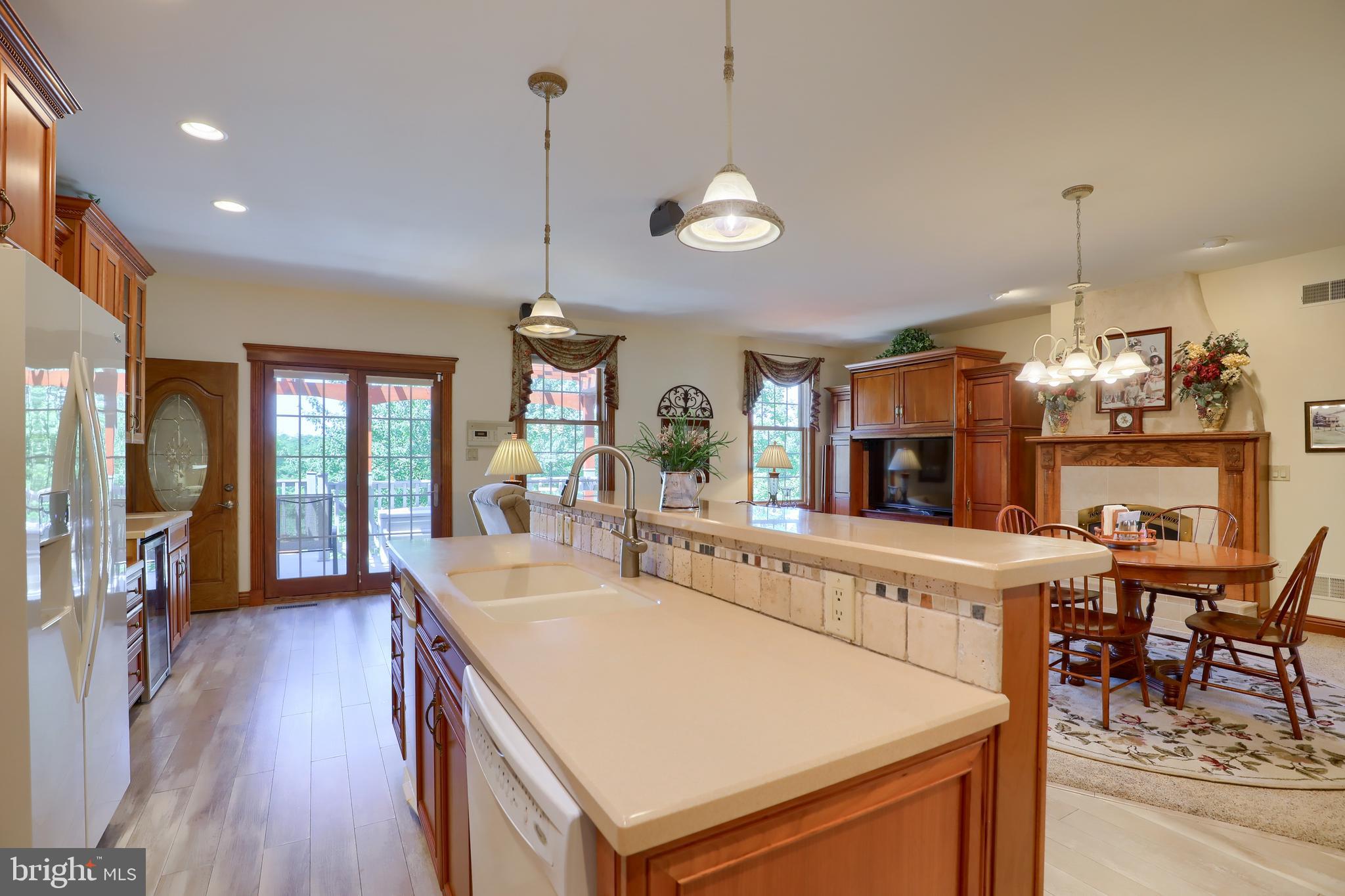 988 Hillview Road Hellam, PA 17406 - Photo 12 of 64 Gallery Image 12