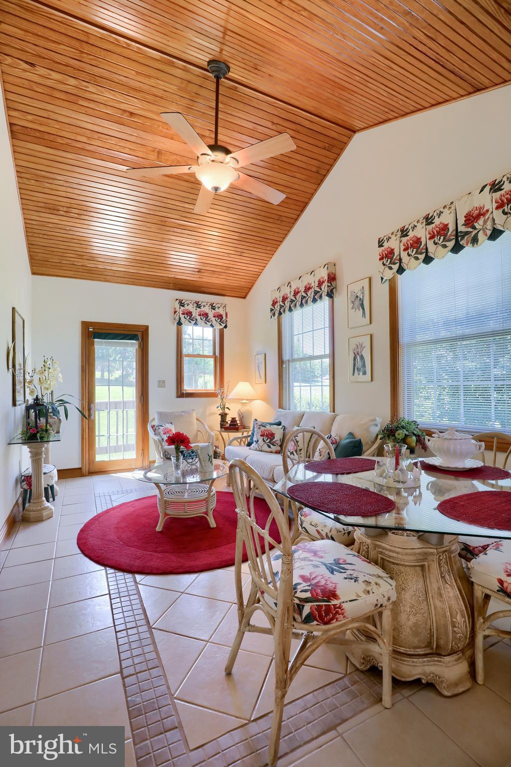 988 Hillview Road Hellam, PA 17406 - Photo 40 of 64 Gallery Image 40