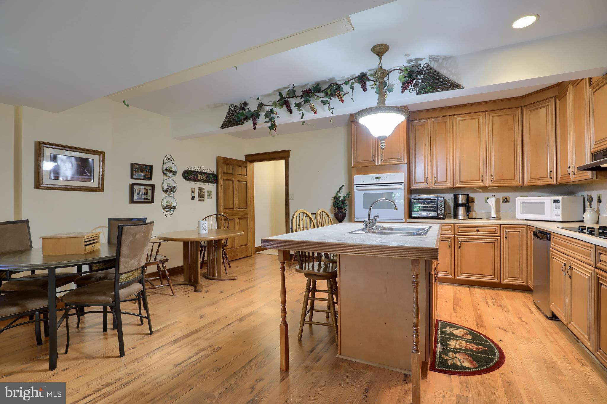 988 Hillview Road Hellam, PA 17406 - Photo 50 of 64 Gallery Image 50
