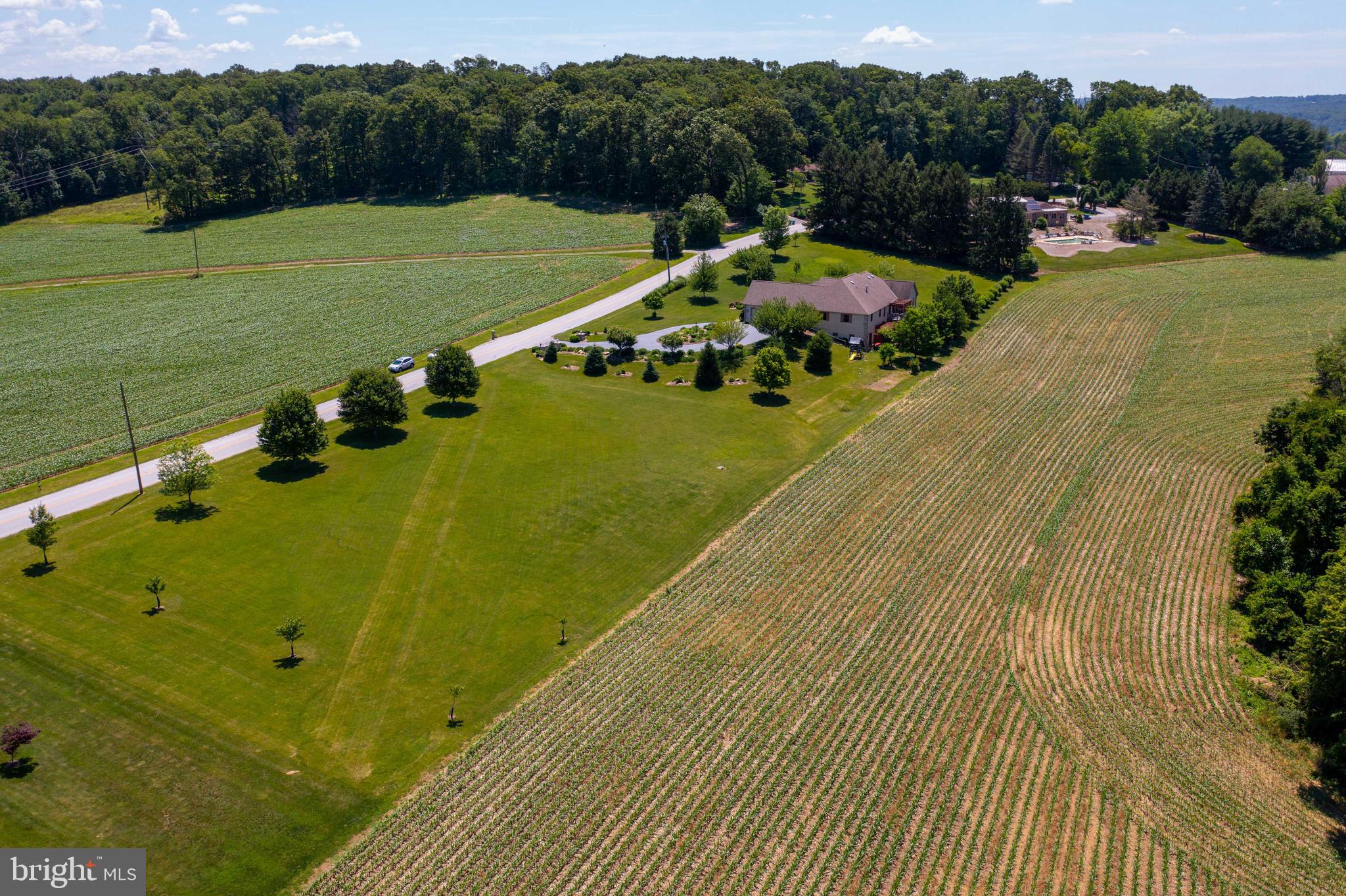 988 Hillview Road Hellam, PA 17406 - Photo 7 of 64 Gallery Image 7