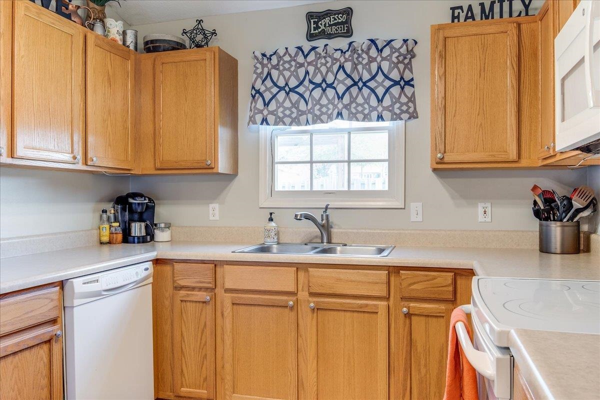 2704 Warrior Boulevard Springfield, IL 62712 - Photo 12 of 35 Gallery Image 12