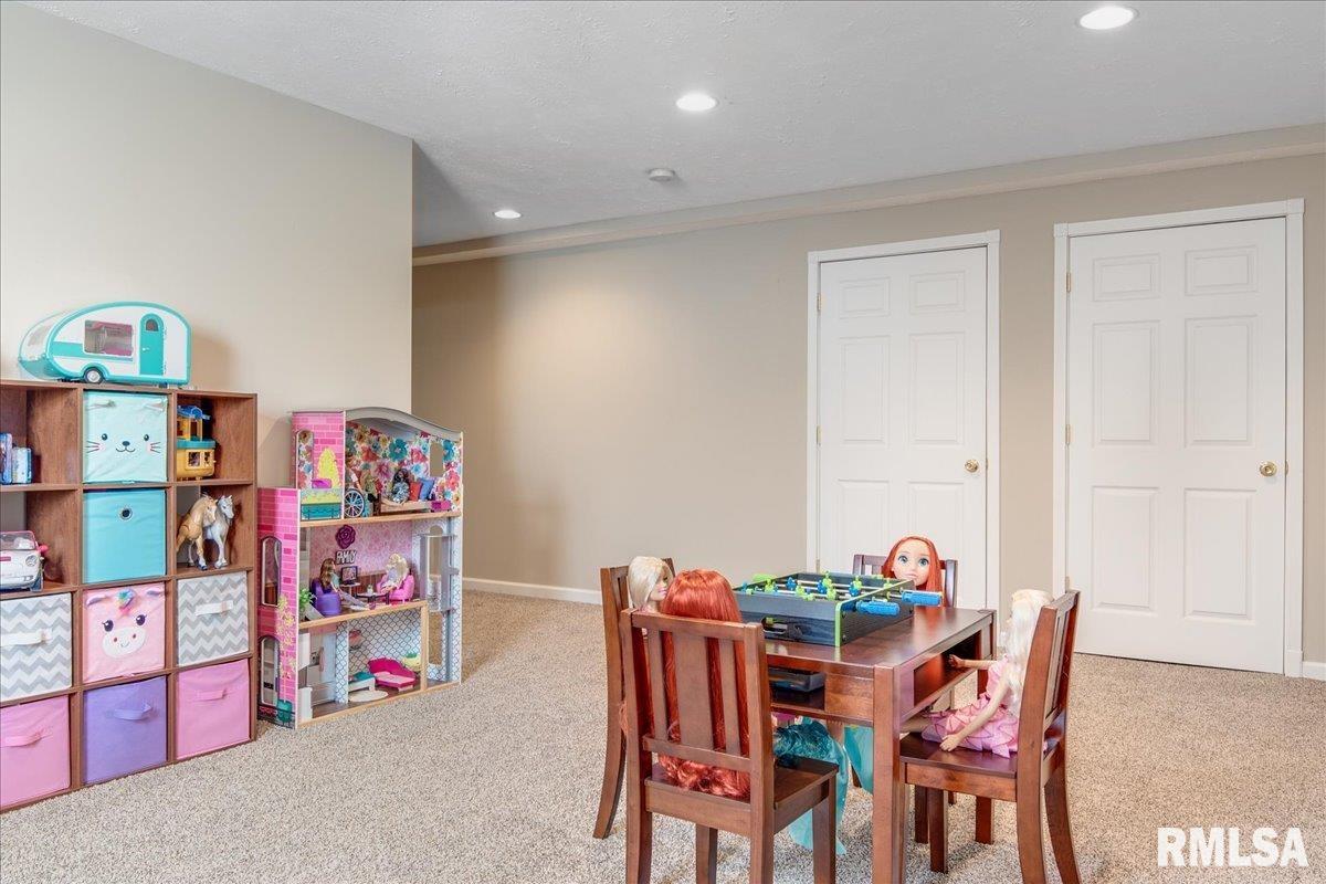 2704 Warrior Boulevard Springfield, IL 62712 - Photo 27 of 35 Gallery Image 27