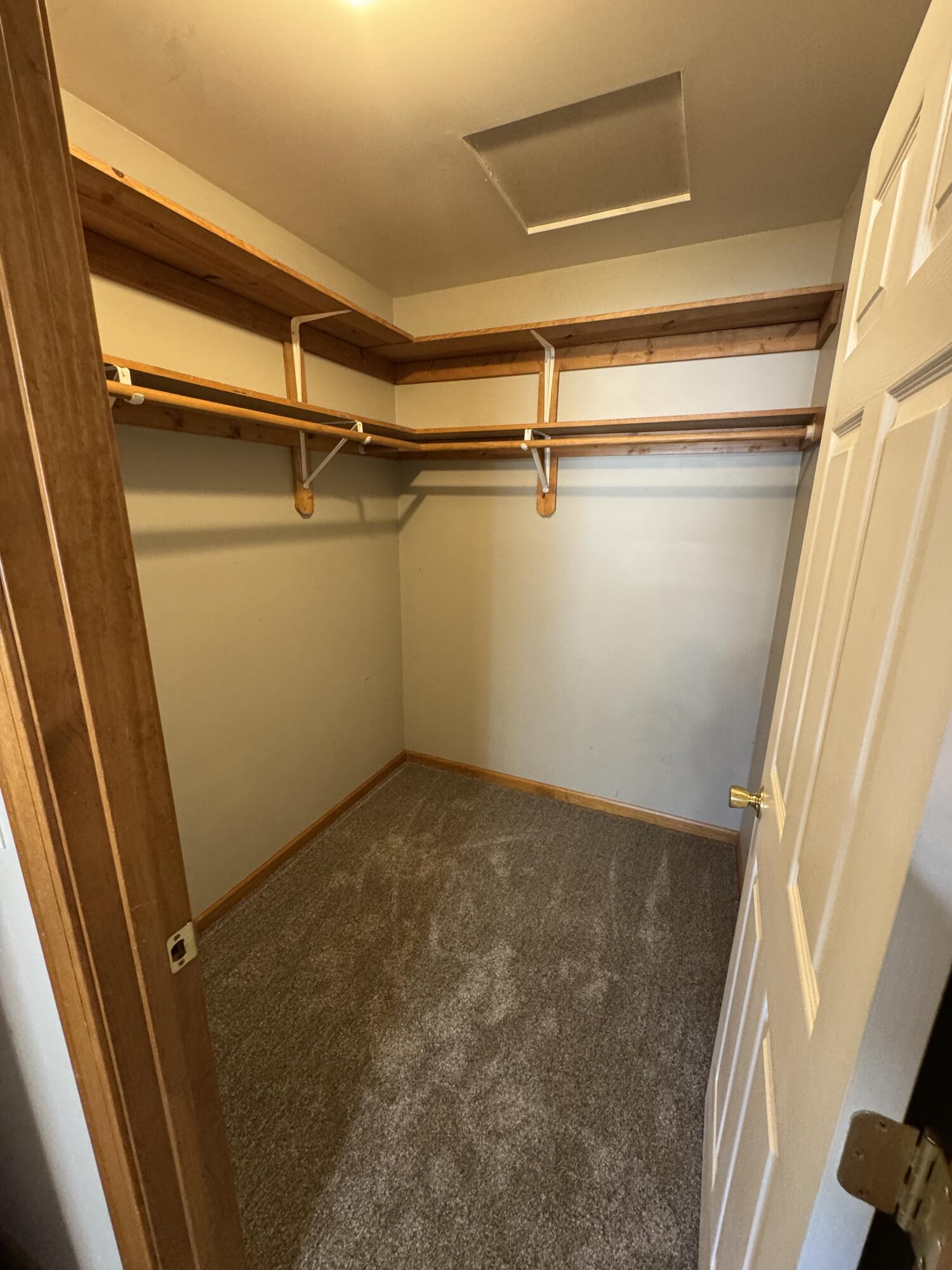 10603 Georgetown Drive Demotte, IN 46310 - Photo 16 of 31 a view of small space