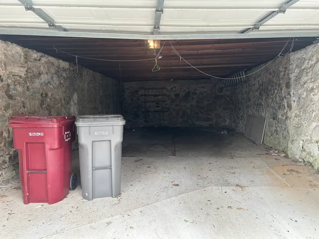 $299,000 | 79 Ward Street, Naugatuck, CT 06770