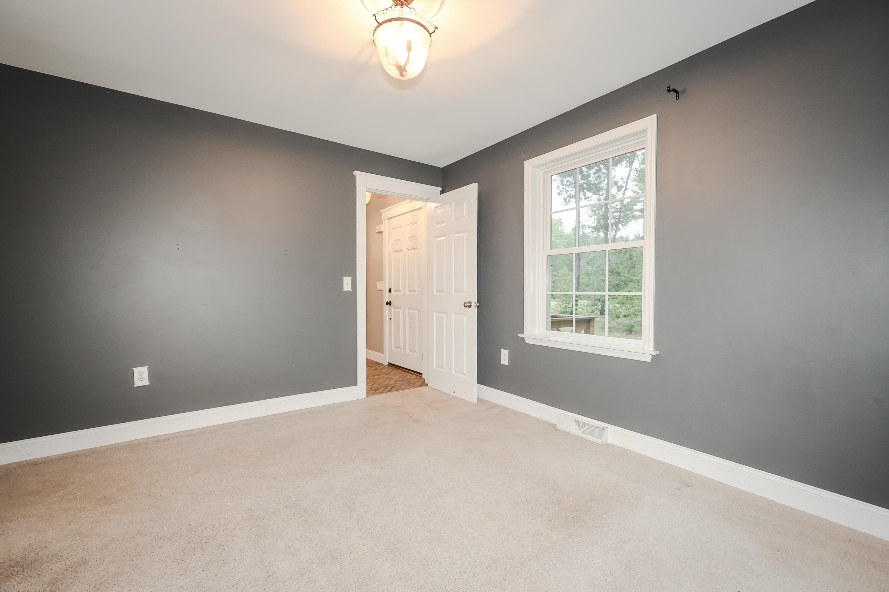 163 Little Frost Road Hopkinton, NH 03229 - Photo 7 of 27