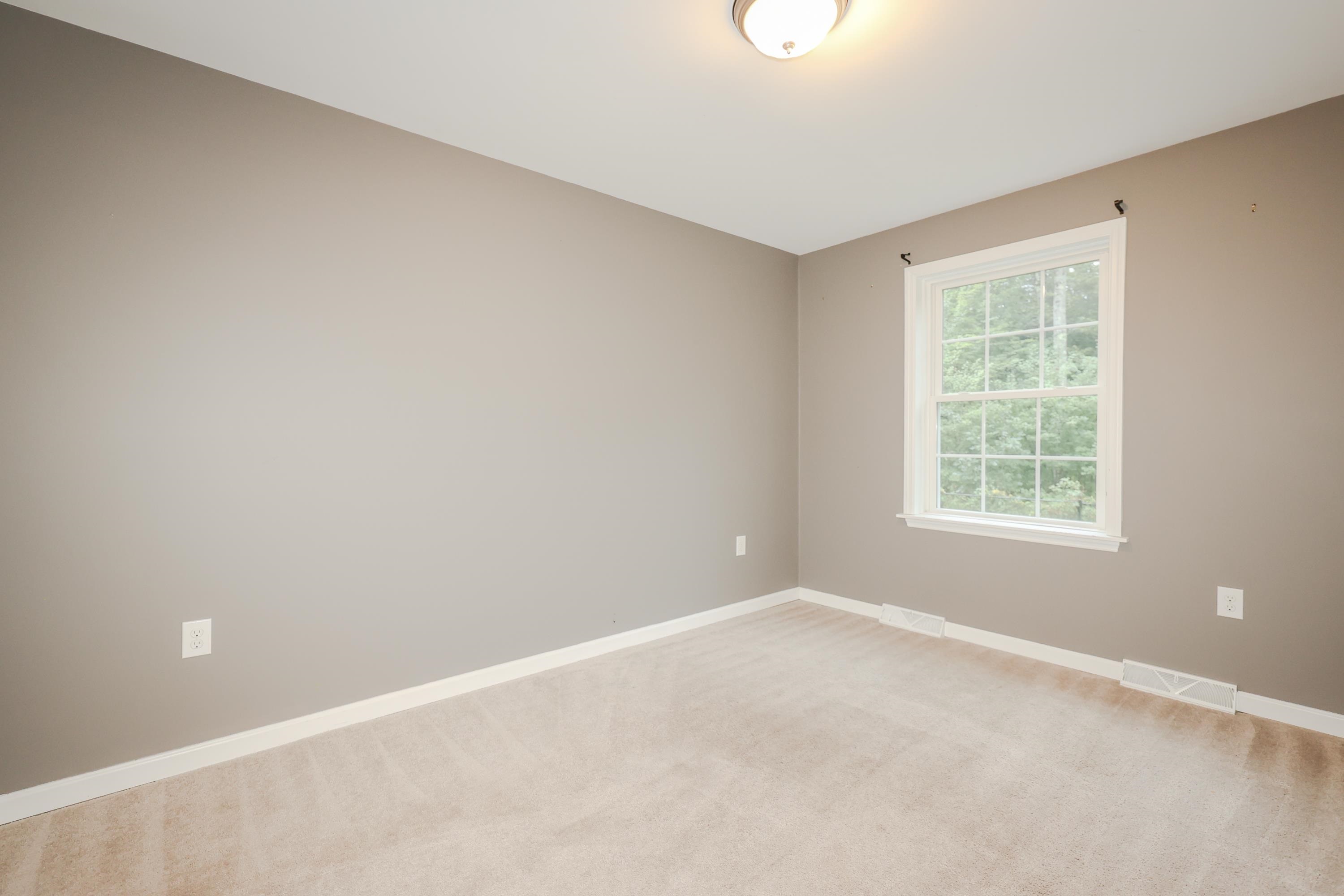 163 Little Frost Road Hopkinton, NH 03229 - Photo 10 of 27