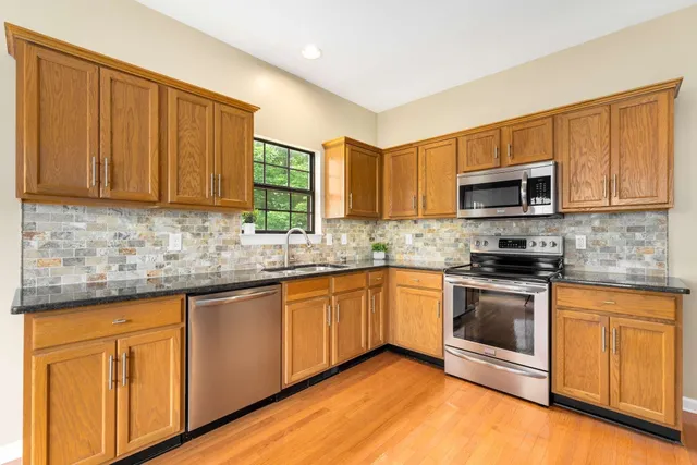 $465,000 | 7737 Poplar Ridge Drive, Nashville, TN 37221