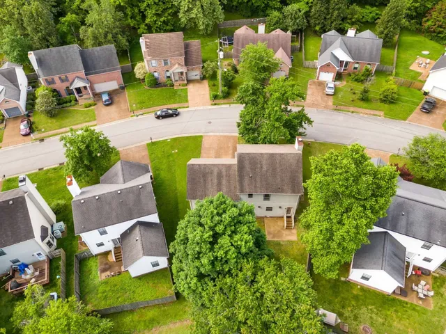 $465,000 | 7737 Poplar Ridge Drive, Nashville, TN 37221