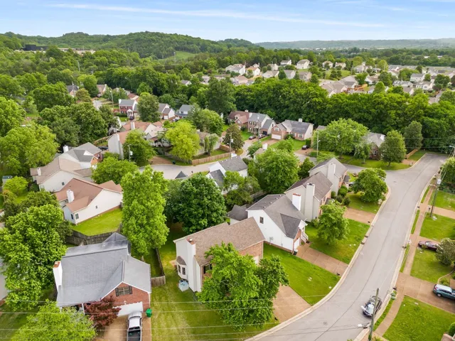 $465,000 | 7737 Poplar Ridge Drive, Nashville, TN 37221