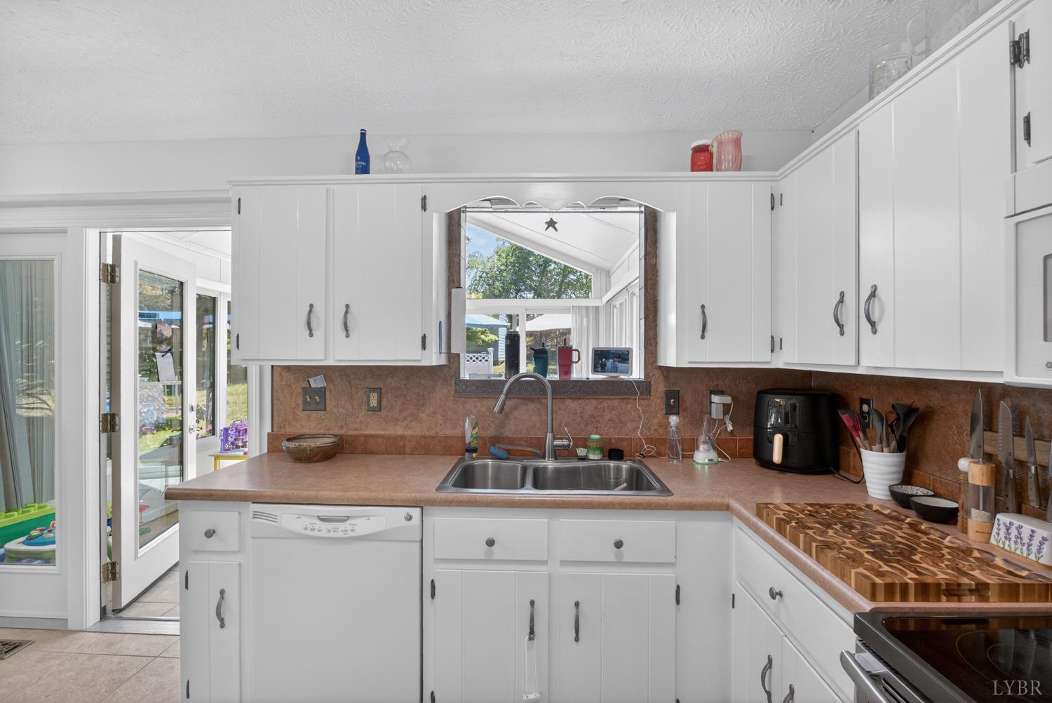 1002 Oxford Point Road Lynchburg, VA 24503 - Photo 24 of 49
