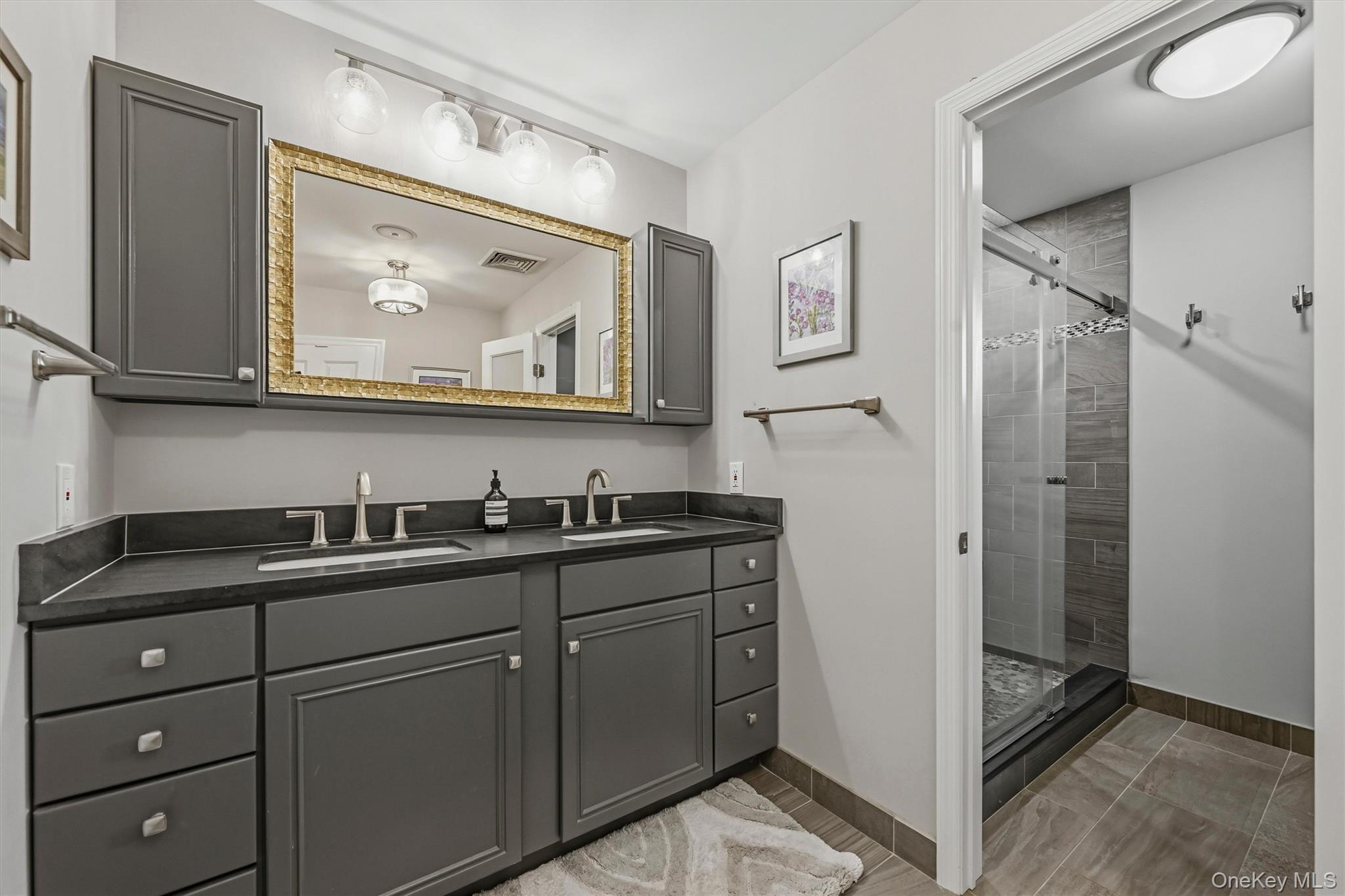 2 Half Moon Ridge Cornwall-on-Hudson, NY 12520 - Photo 26 of 50 Primary Bedroom